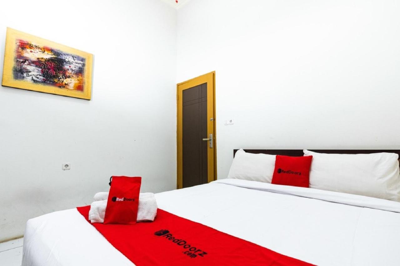 Reddoorz @ Hertasning Area 2 马卡萨 外观 照片